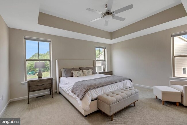 Building Photo - 250 Kestrel Ct