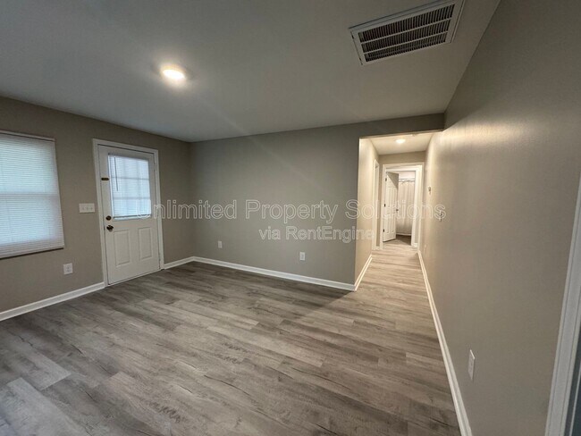 Building Photo - 4938 Wrightsville Ave