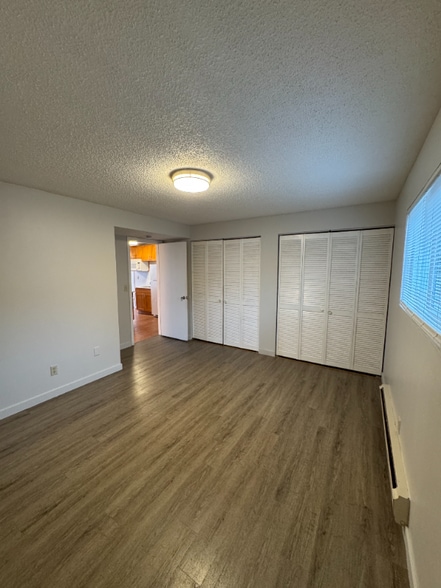 Building Photo - 308 Summit Ave N