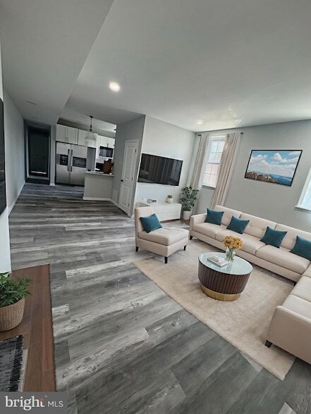 Building Photo - 1850 S 23rd St