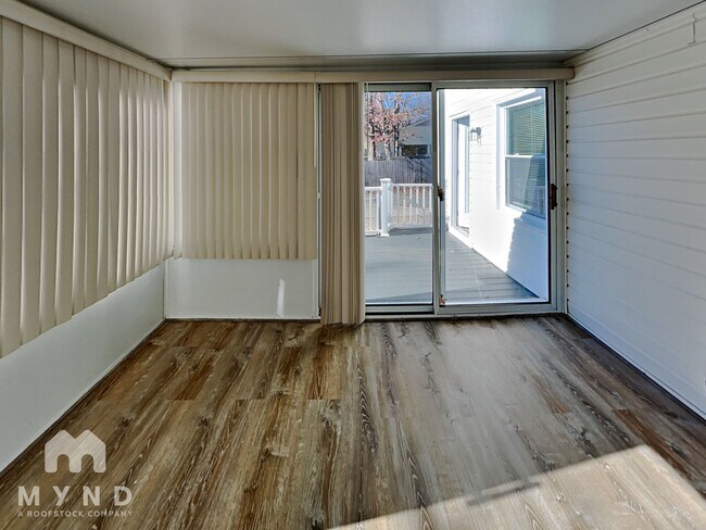 Building Photo - 7907 Red Lantern Rd