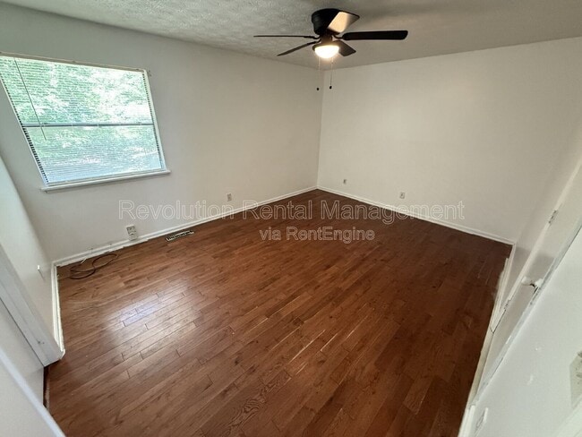 Building Photo - 6645 Smoke Ridge Dr