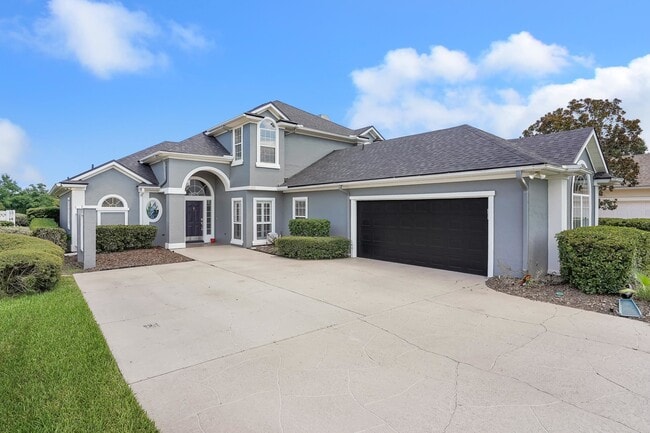 Primary Photo - 506 Lakeway Dr
