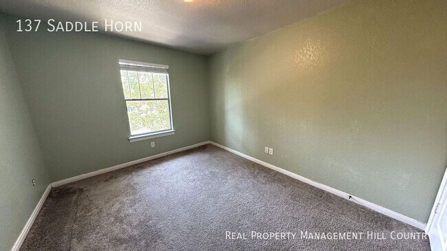 Building Photo - 137 Saddle Horn
