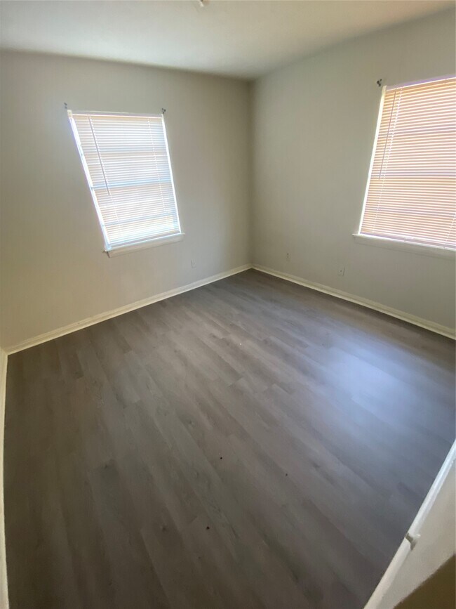 Building Photo - 12415 Maricopa Ln