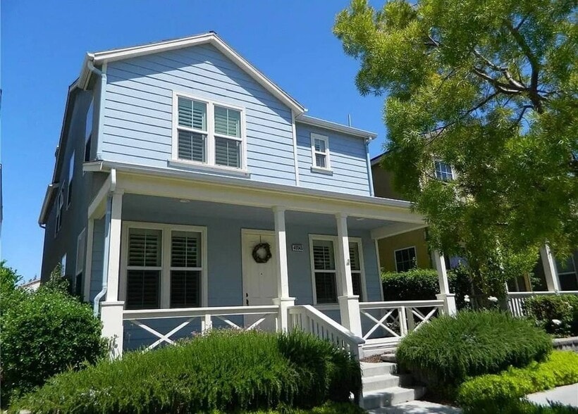 Primary Photo - 40040 Pasadena Dr