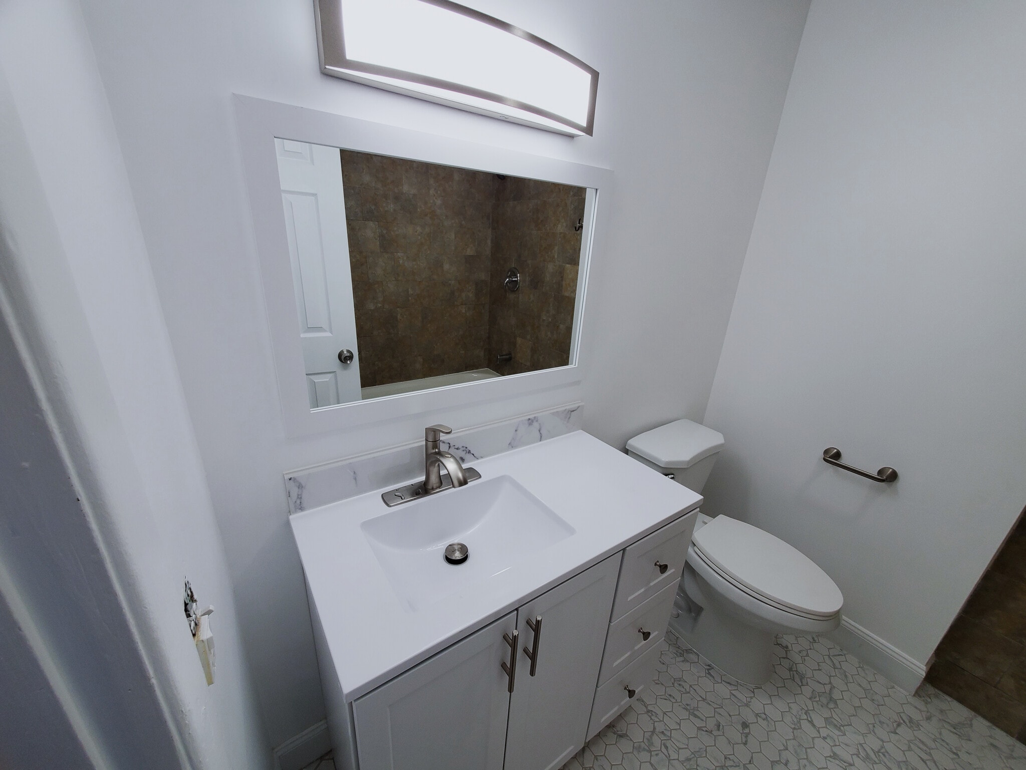 2nd Floor Bathroom - 86 Wakefield Cir
