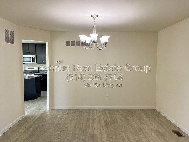Building Photo - 110 Pearl Vista Ct
