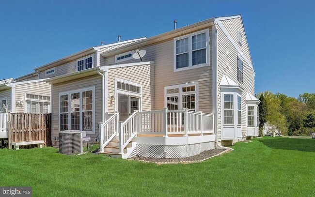 Building Photo - 1709 Hayle Dr