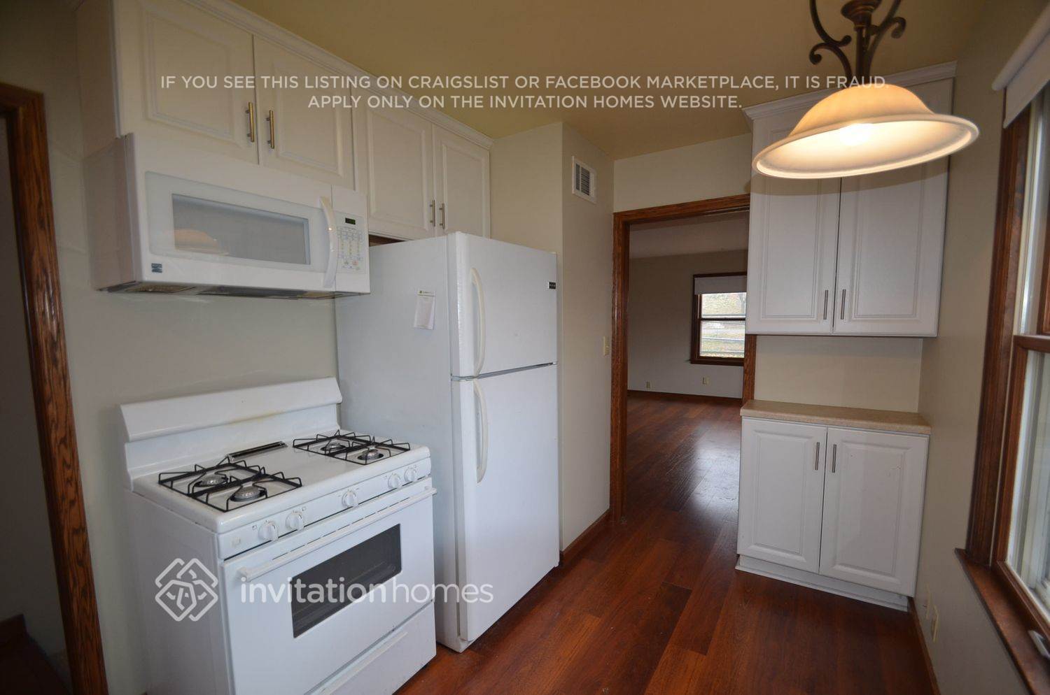 Building Photo - 5753 27th Ave S