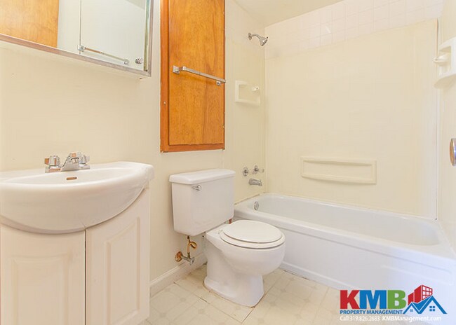 Building Photo - 119 Southview Dr