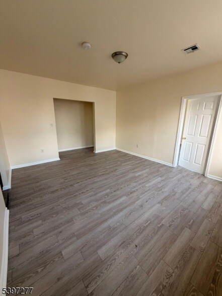 Building Photo - 120 Bragaw Ave