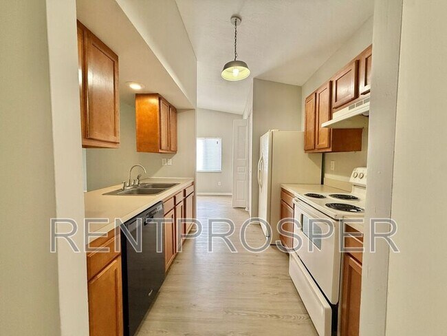Building Photo - 1228 Pine Sap Ct