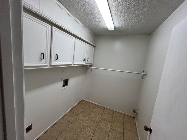 Building Photo - 4319 53rd St