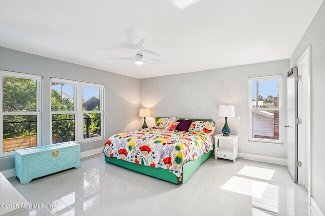 Building Photo - 248 11th St