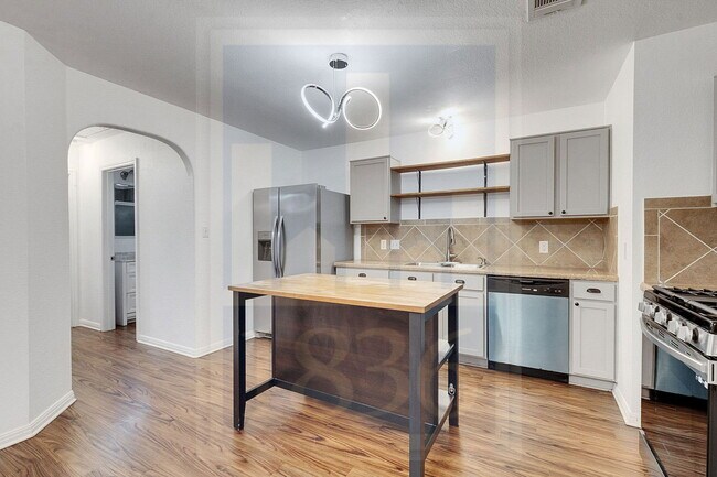 Building Photo - 4622 Credo Lane