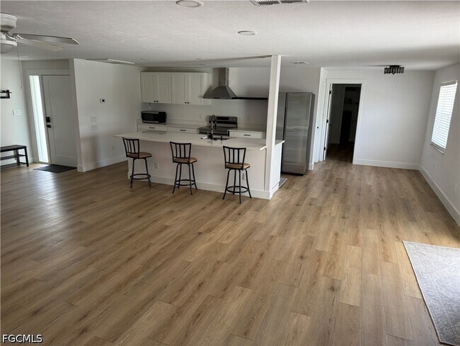 Building Photo - 1463 Tanglewood Pkwy