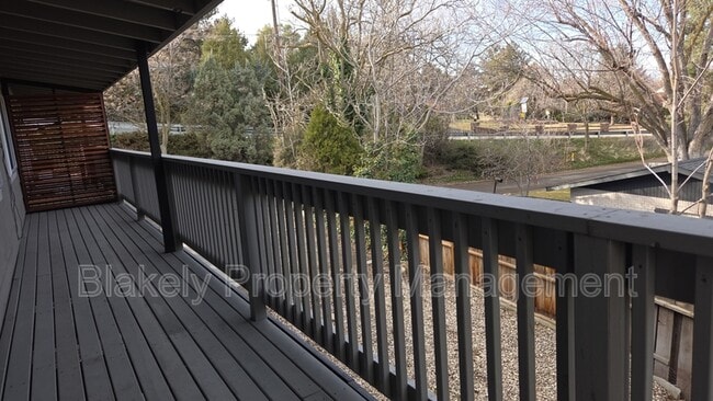 Building Photo - 2118 S Roosevelt St