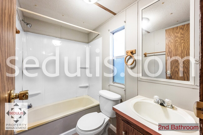 Building Photo - 354 Frankie Ln