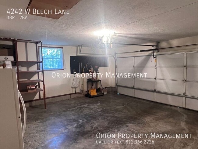 Building Photo - 4242 W Beech Ln