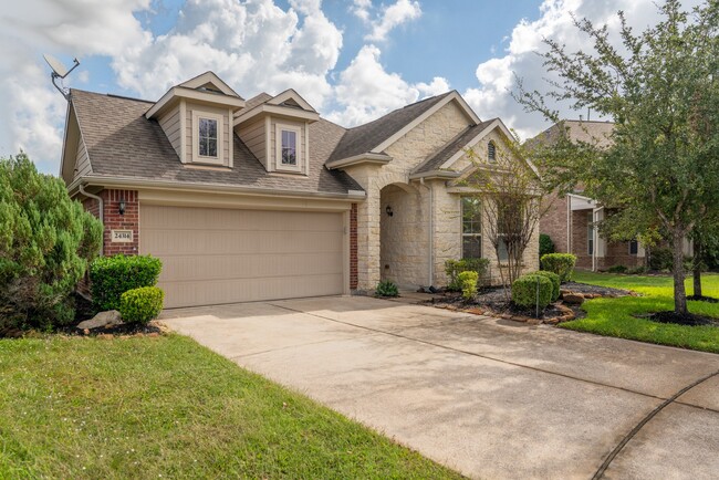 Building Photo - 24314 Hill Creek Falls