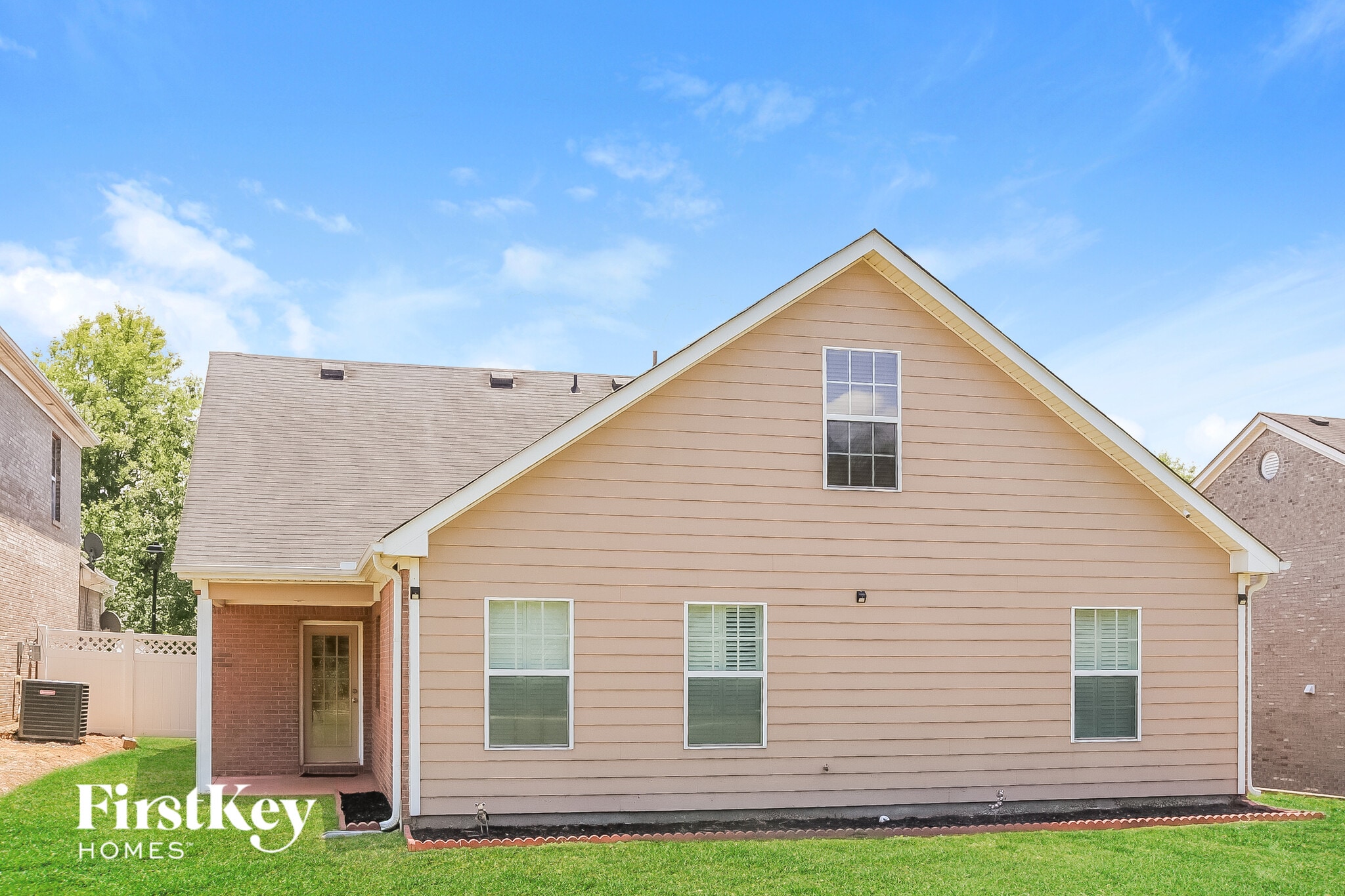 Building Photo - 813 Winsap Dr