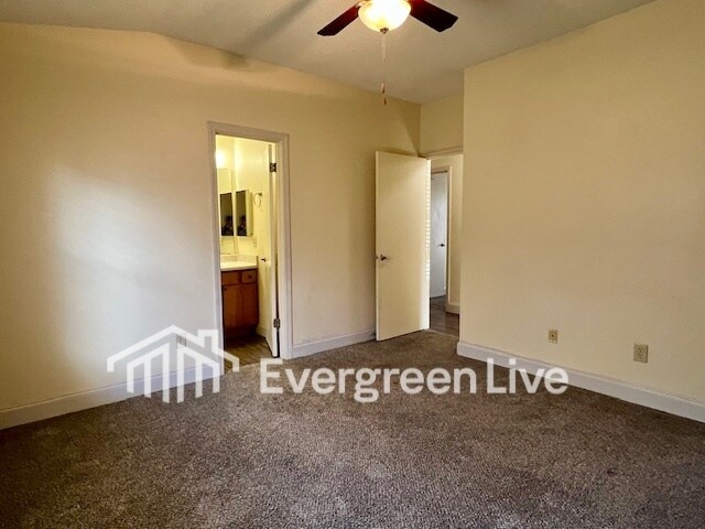 Building Photo - 111 Ayana Ct