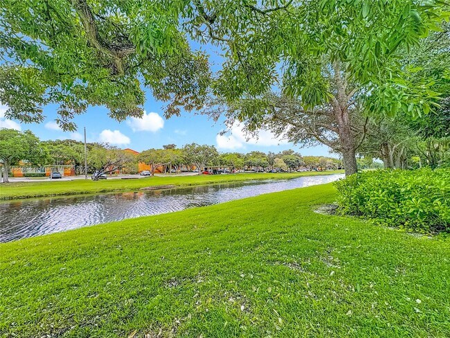 Building Photo - 10524 NW 10th St