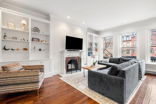 Building Photo - 461 Beacon St