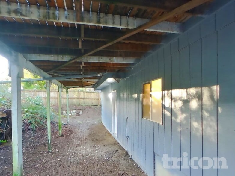 Building Photo - 1403 Cedar Ridge Ct