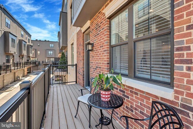 Building Photo - 1249 Northside Park Blvd