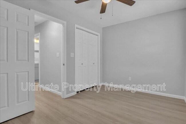 Building Photo - 514 Anderson St