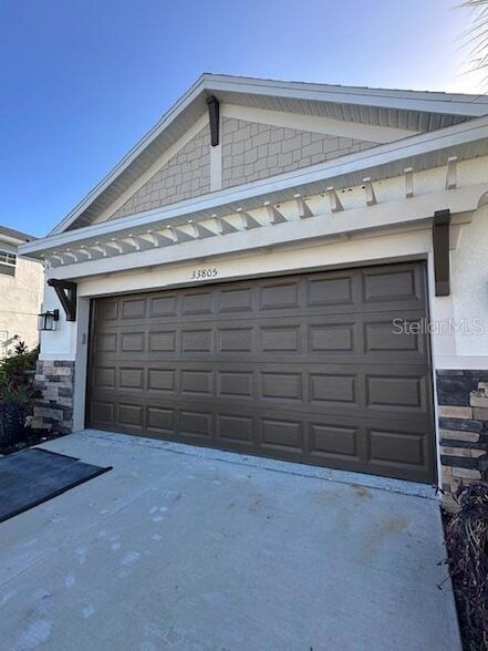 Building Photo - 33805 Astoria Cir