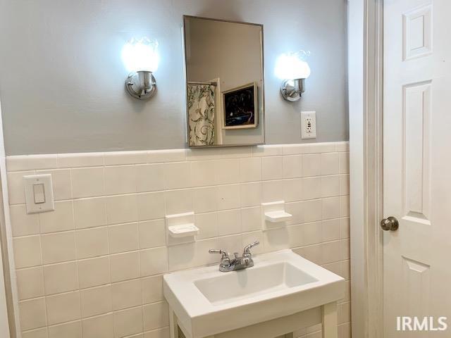 Building Photo - 315 Gray St