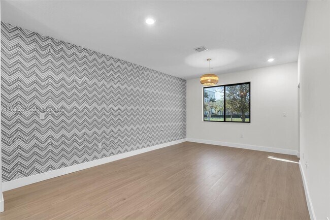 Building Photo - 8363 NW 41st St