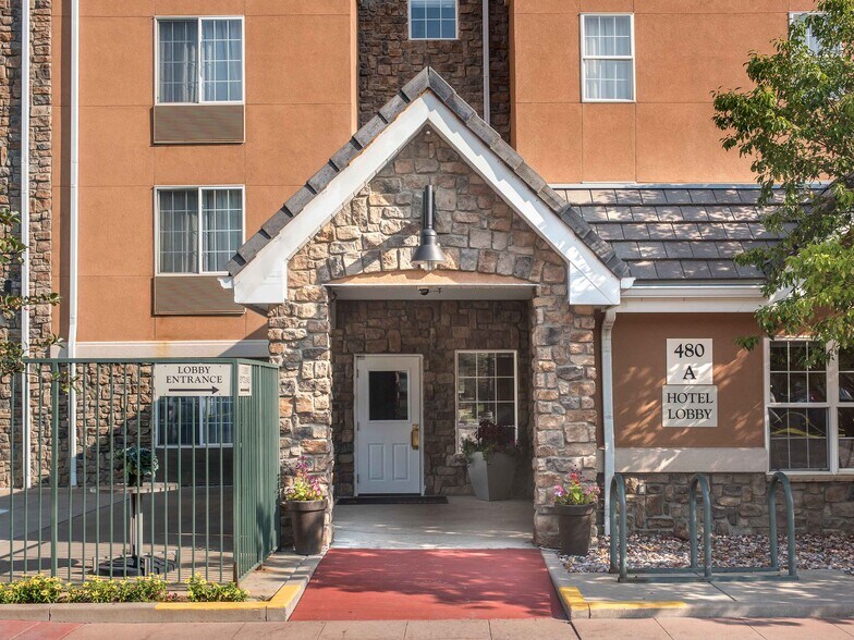 Building Photo - Furnished Studio-Denver - Broomfield