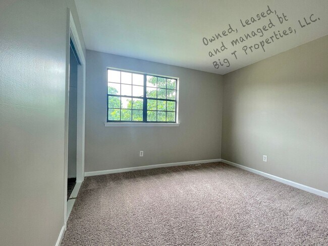 Building Photo - Newark, DE 4bd/2.5ba house ready for immediate move-in