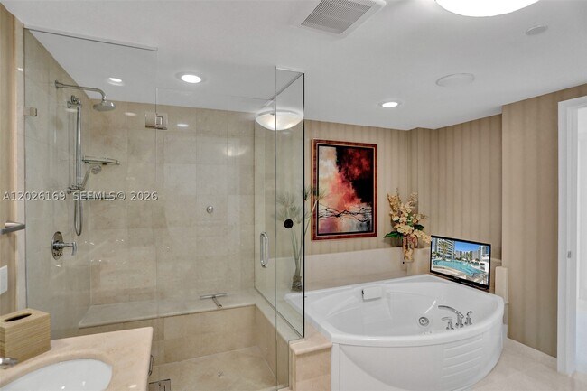 Building Photo - 3101 S Ocean Dr