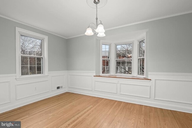 Building Photo - 8336 Wyton Rd