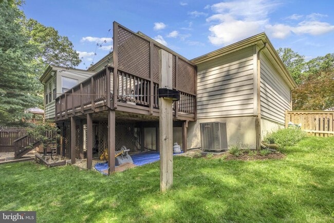 Building Photo - 9713 Velilla Rd