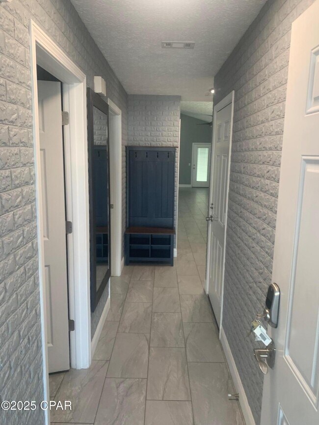 Building Photo - 225 Coquina Shell Wy