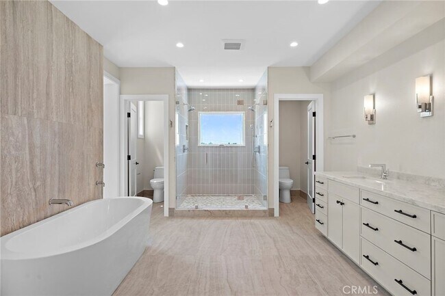 Building Photo - 22661 Sweet Meadow