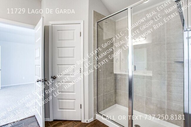 Building Photo - 11729 Lago de Garda Dr