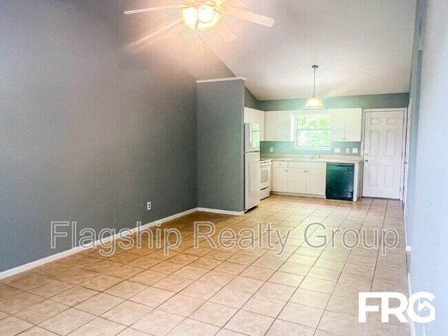 Building Photo - 205 Wyndham Cir