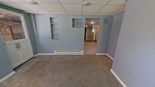 Building Photo - Single Family Home