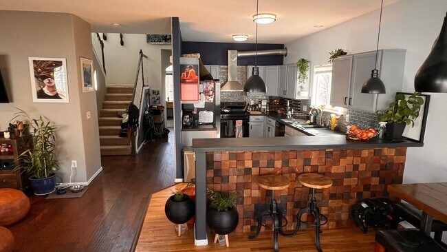 Building Photo - Spacious 4BR House in Fort Collins