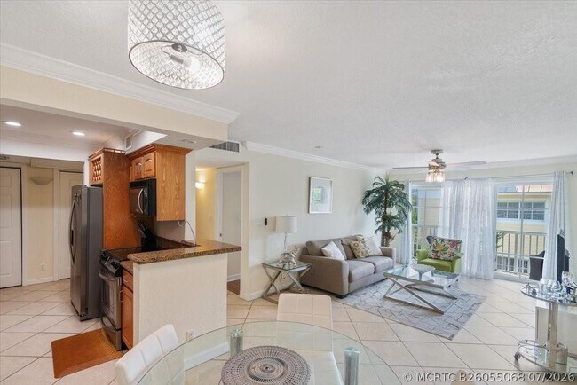 Building Photo - 1515 E Broward Blvd