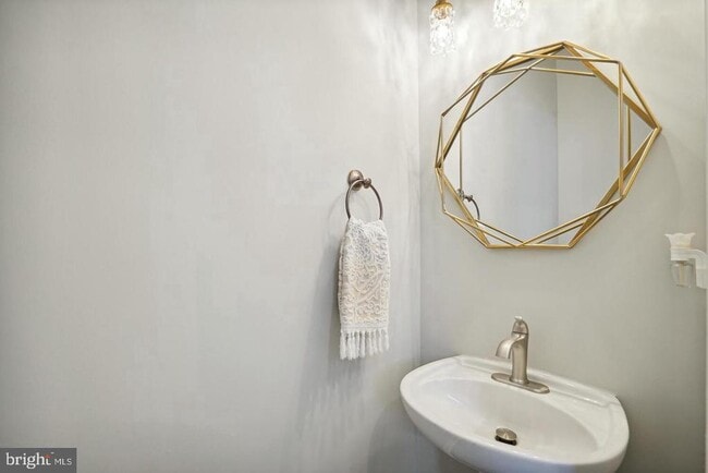 Building Photo - 6022 Madison Overlook Ct