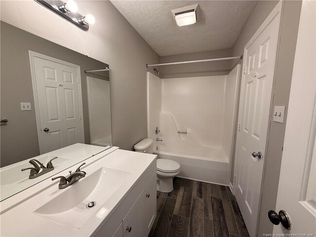 Building Photo - 4061 Professional Dr