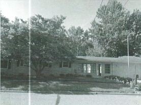 Building Photo - 80 Hayton Avenue